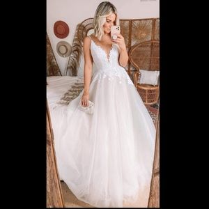 Hayley Paige Wedding Dress Topanga